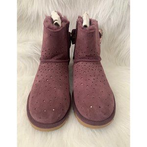 Women's Classic Mini Star Girl Bow Uggs NWOB